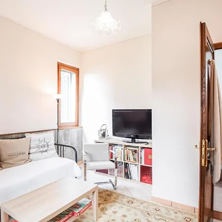 Ferienhaus Beautiful In With Wifi *